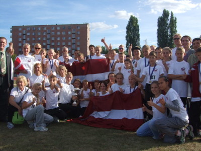 Laučjunai bronza Varšavā