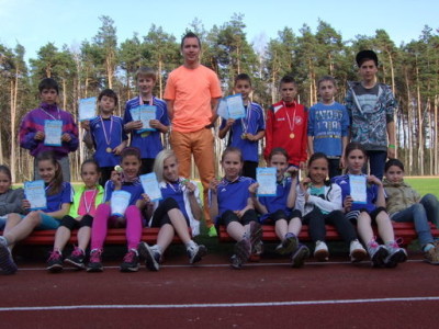 Vieglatlēti Valmierā