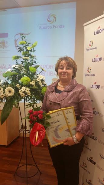 Iveta Holcmane Latvijas sporta skolu un sporta klubu apbalvošanas ceremonijā 2015