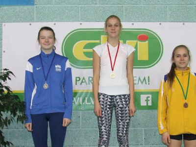 Vecākās grupas lieliskas kaimiņu novadā