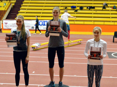 Opolā uzrāda lielisku rezultātu LČ daudzcīņā telpās