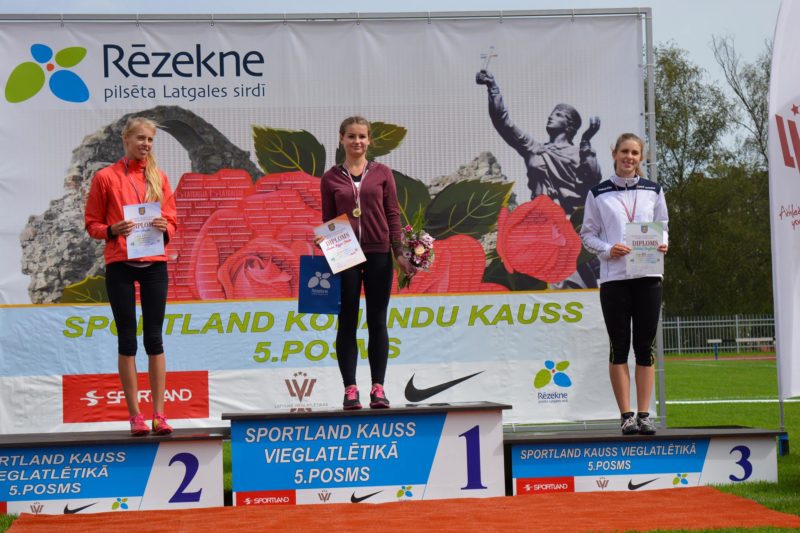 13978390_582905698556252_1646007078_o