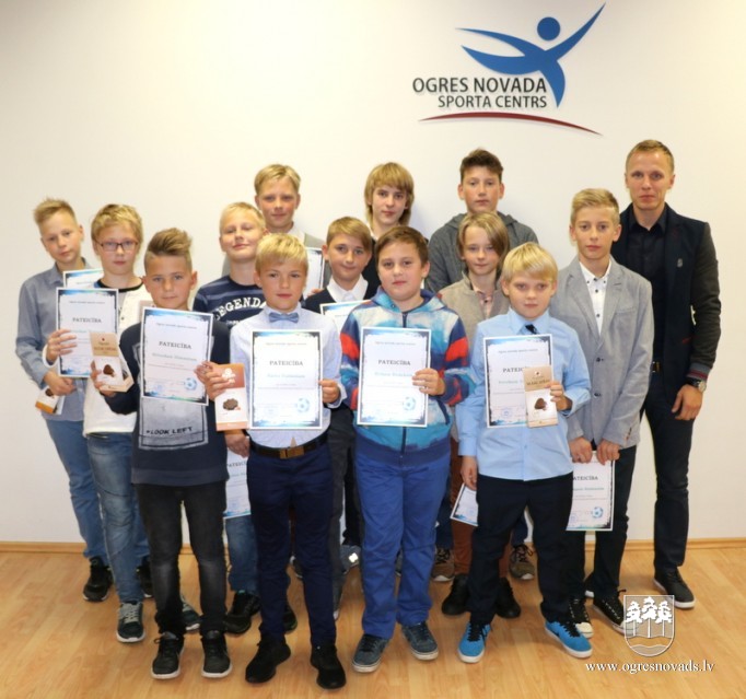 sporta_centrs_asapaldies_fubtolistiem-5