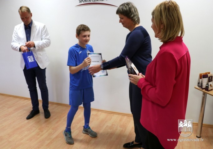 sporta_centrs_asapaldies_fubtolistiem1