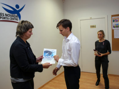 Turpinām lepošanās tradīciju