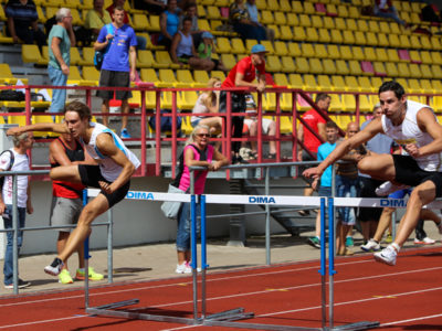 Ogres vieglatlētiem astoņas medaļas Latvijas čempionātā