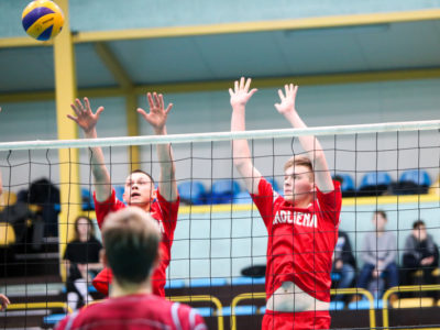 Volejbola sacensībās uzvar Madlienas vidusskola un Ogres tehnikums