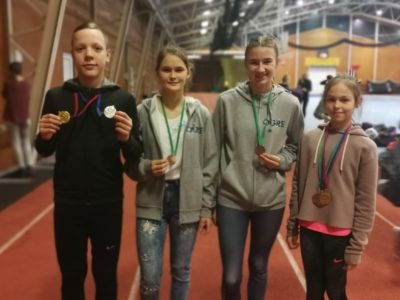 Ogres NSC jaunie vieglatlēti atzīstami startē Limbažos