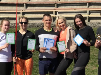 Ogres novada jaunie vieglatlēti ar panākumie startē Aizkrauklē.