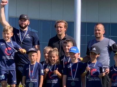 Ogres futbolisti ar labiem rezultātiem startē Pērnavas vasaras kausā