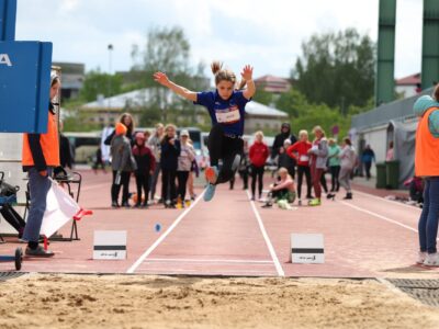 ONSC audzēkņi startē starptautiskās sacensībās vieglatlētikā