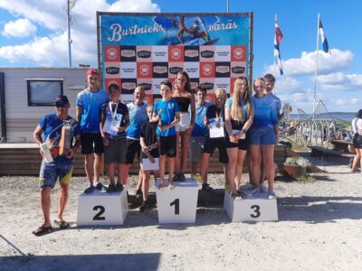 Vindsērfinga skola Kambīze piedalās starptautiskās regatēs