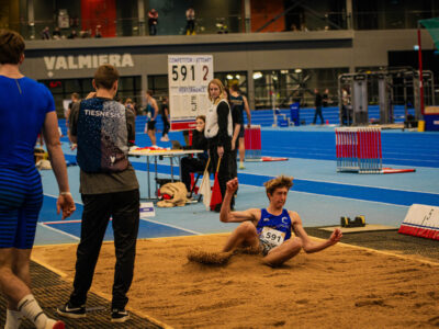 Ziemassvētku kauss daudzcīņās un Ziemassvētku kauss U16, U18 un pieagušo grupā