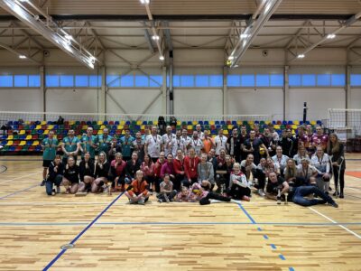 Norisinājies Ogres novada Ziemassvētku kauss volejbolā